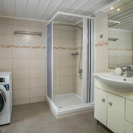 Galini Kali Strata Holiday home *